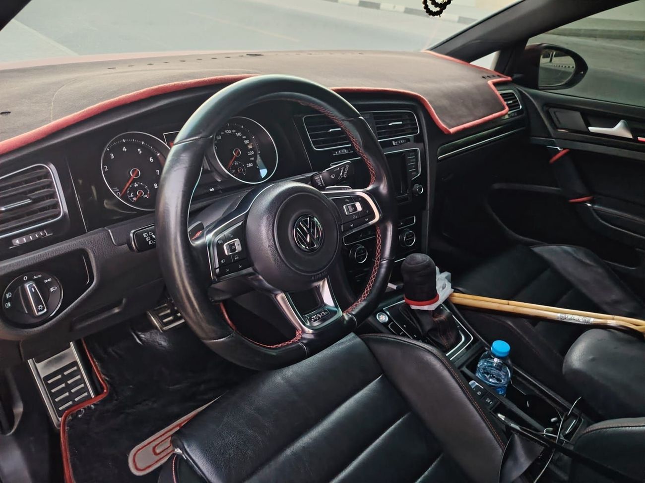 Volkswagen Golf GTI 2.0 turbo