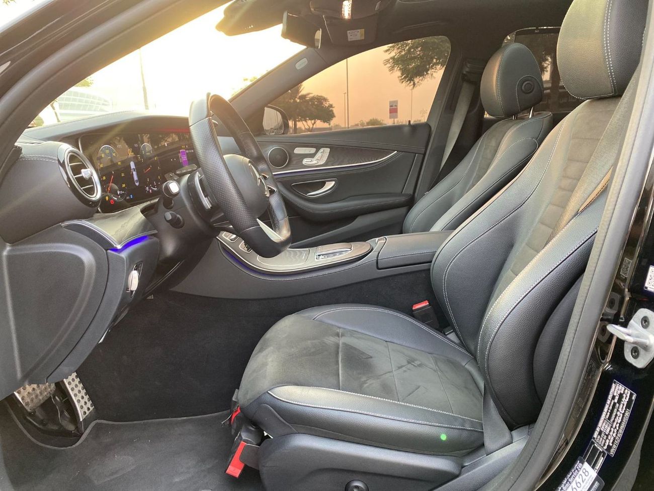 Mercedes-Benz E300 Premium GCC SPEC UNDER WARRANTY AND SERVICE