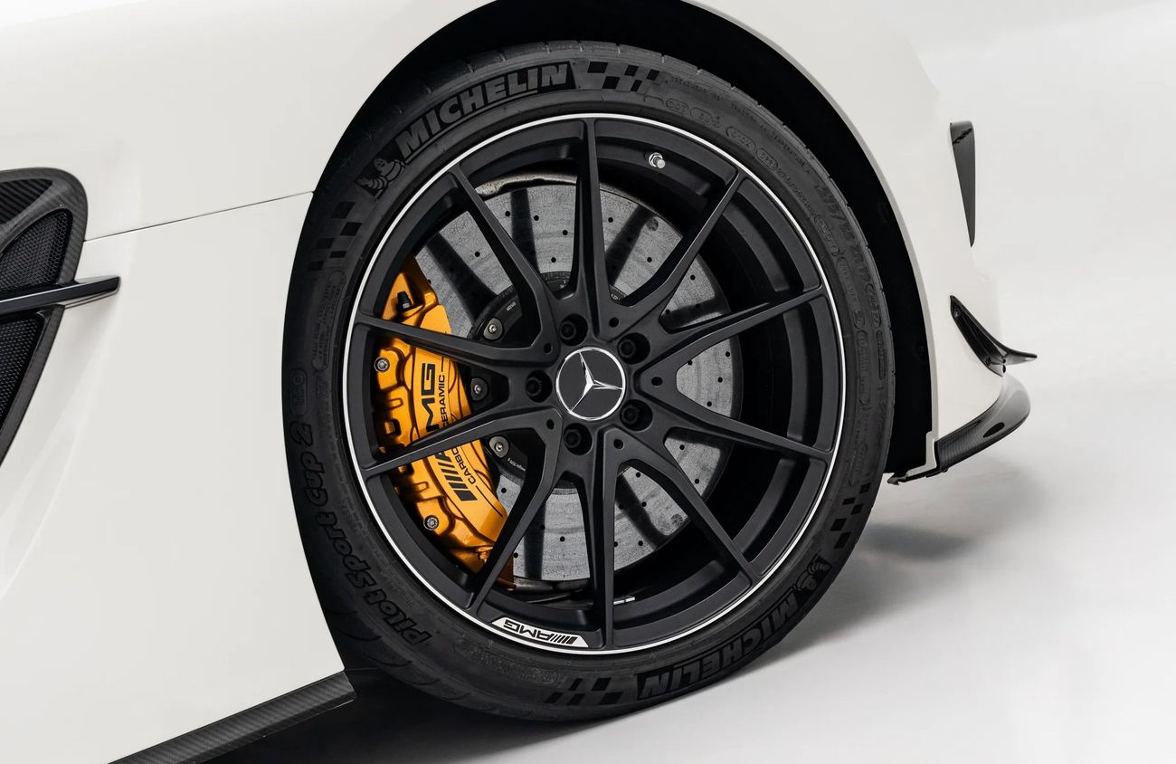 Mercedes-Benz SLS AMG 6.3L V8 Naturally Aspirated Engine