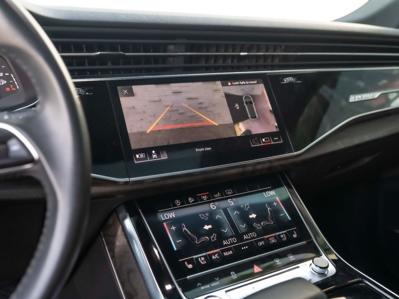 Audi Q8 55 TFSI quattro Luxury 3.0L (340 HP)