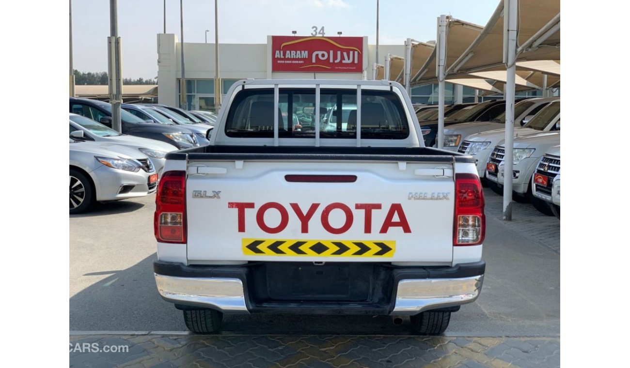 Toyota Hilux GLX 4x2 Full Automatic Ref#636