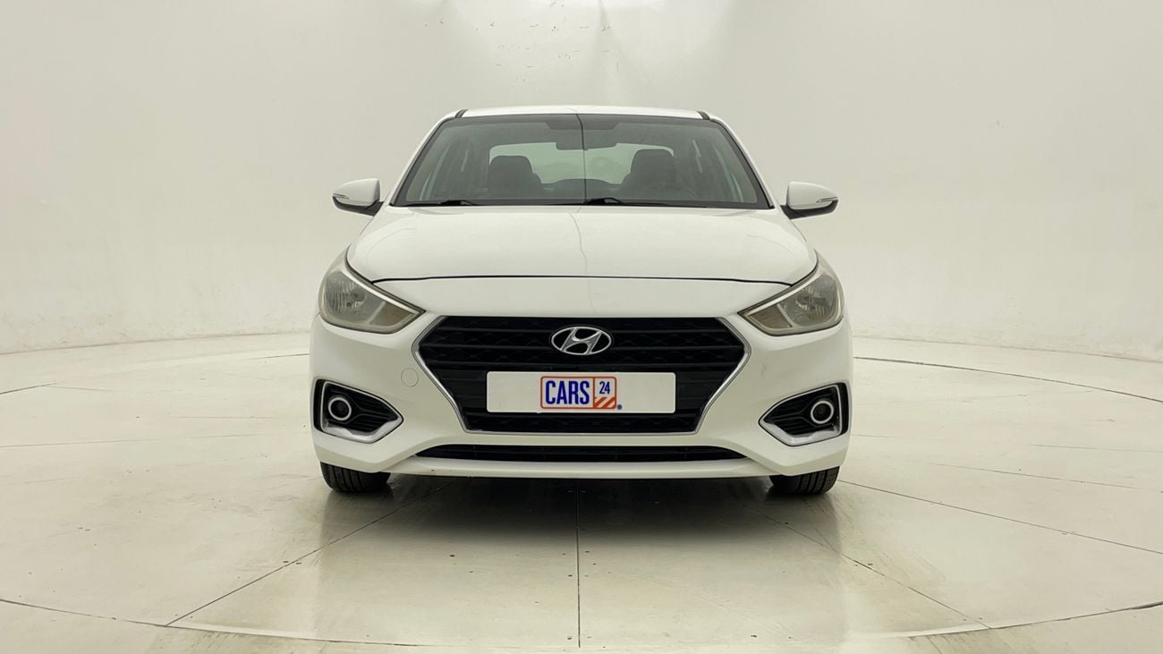 هيونداي أكسنت GL 1.6 | بدون دفعة مقدمة | اختبار القيادة في المنزل