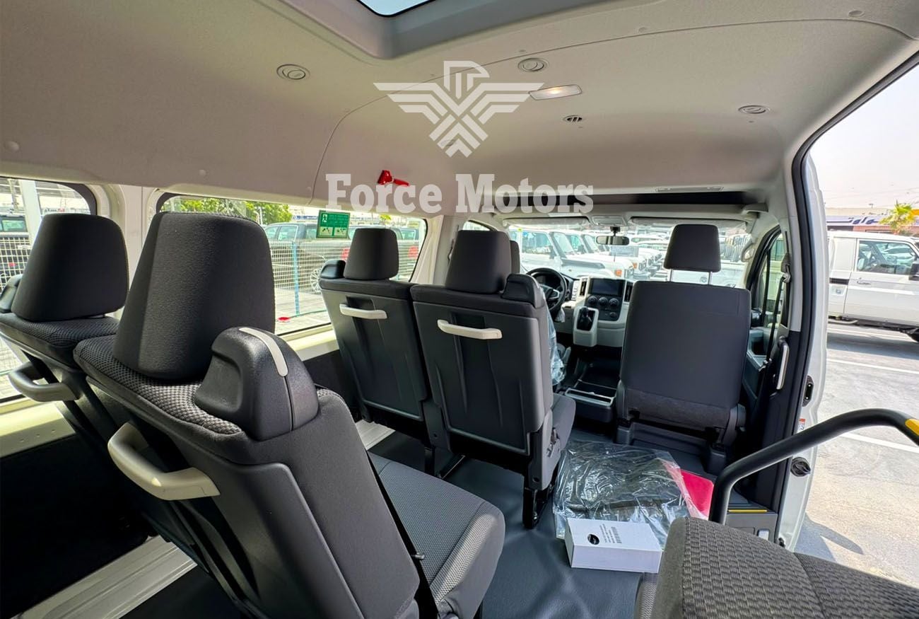 Toyota Hiace DX - Manual . Diesel . Bus . Rear Wheel Drive . 9+ Seats . 4 Doors
