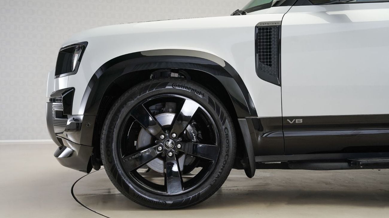 Land Rover Defender 110 X P525 5.0L Widetrack | AED 6,432 PM | Low KM, Widearch Styling, GCC | Ramadan Offer