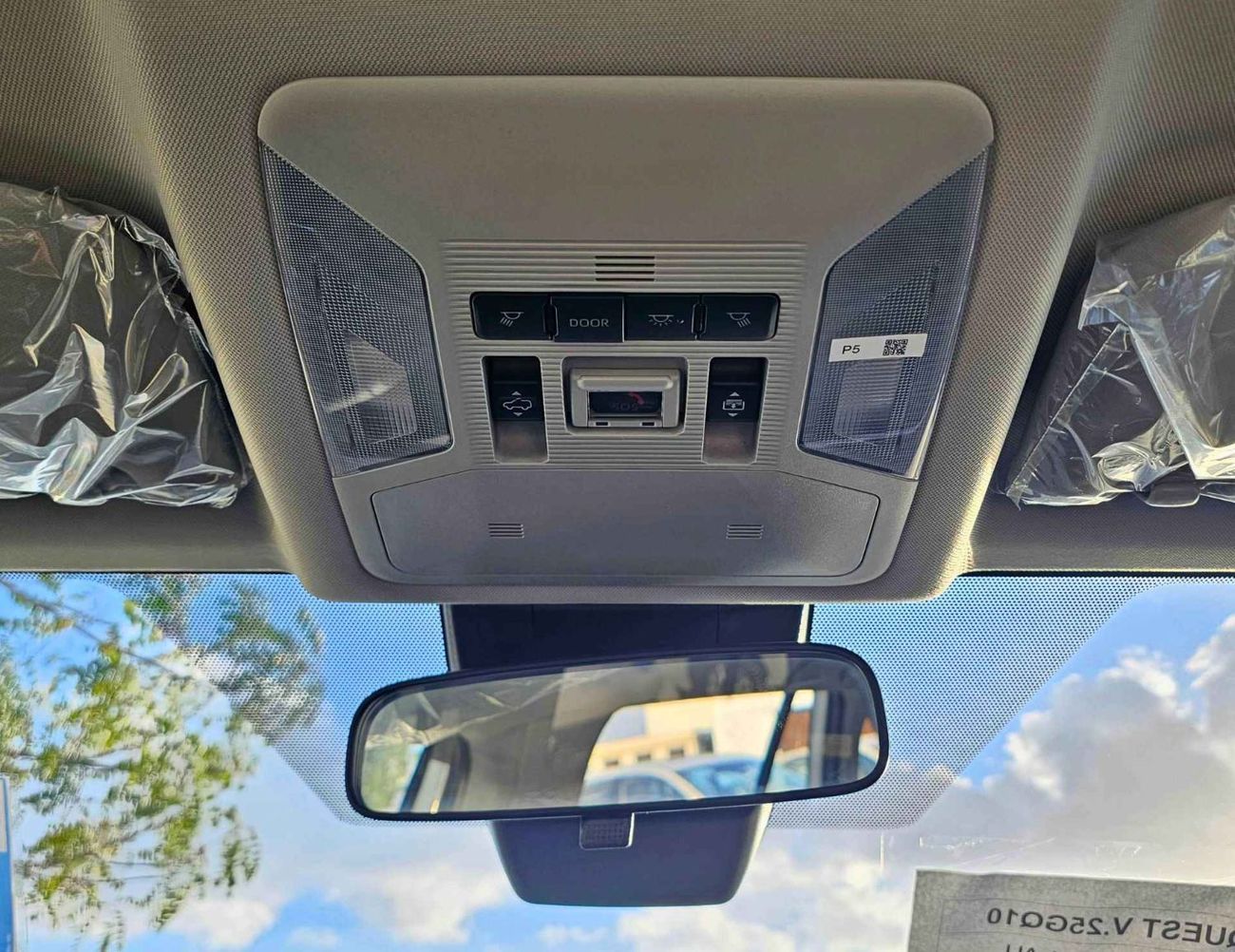 تويوتا راف ٤ ADVENTURE CVT FLAGHSIP / 2.0L PETROL AWD / RADAR, PANORAMIC ROOF, LEATHER WITH POWER SEAT (CODE # RA