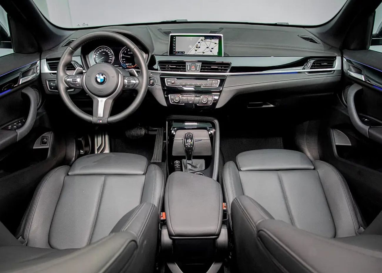 بي أم دبليو X1 sDrive20i M Sport