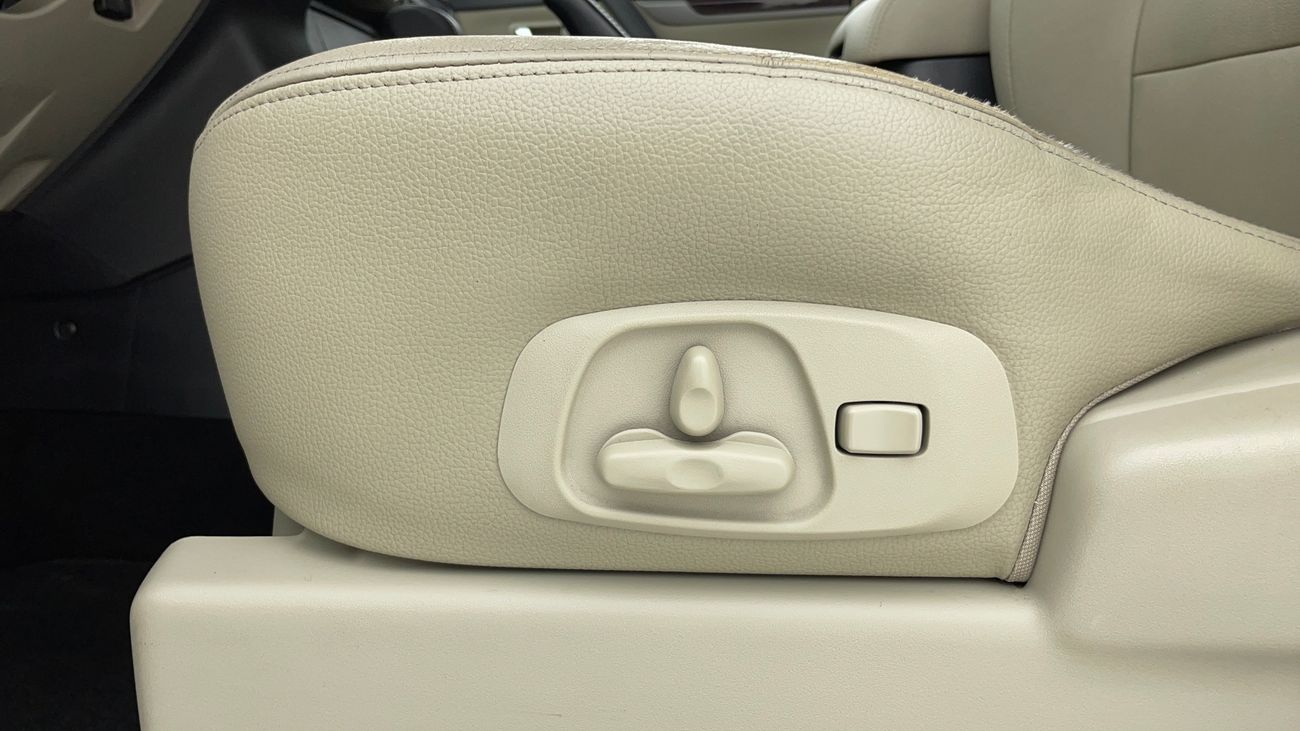 Mitsubishi Pajero GLS MIDLINE 3.8 | Zero Down Payment | Free Home Test Drive