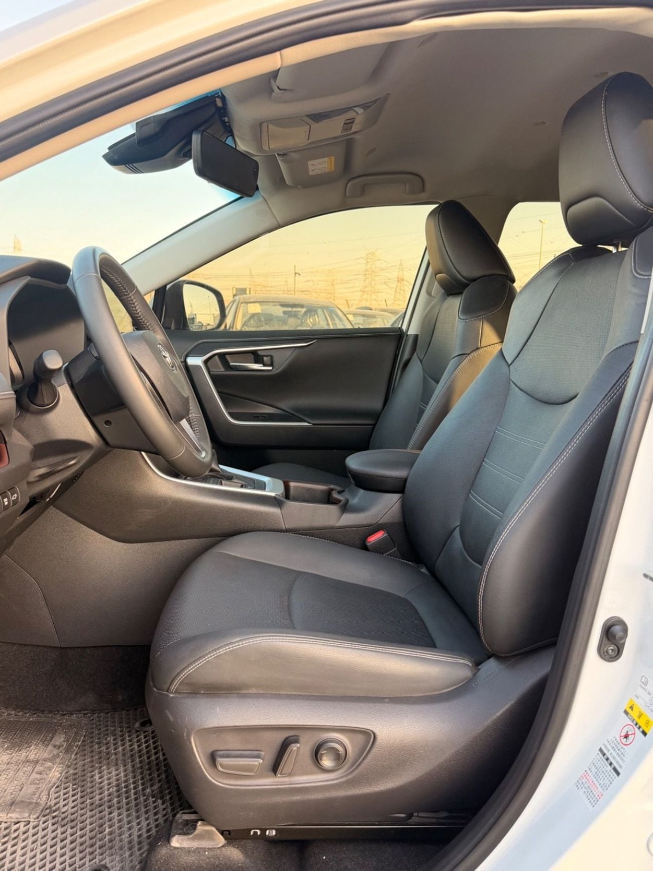 تويوتا راف ٤ Hybrid 2.0L Japan 360 Camera, full option 2024