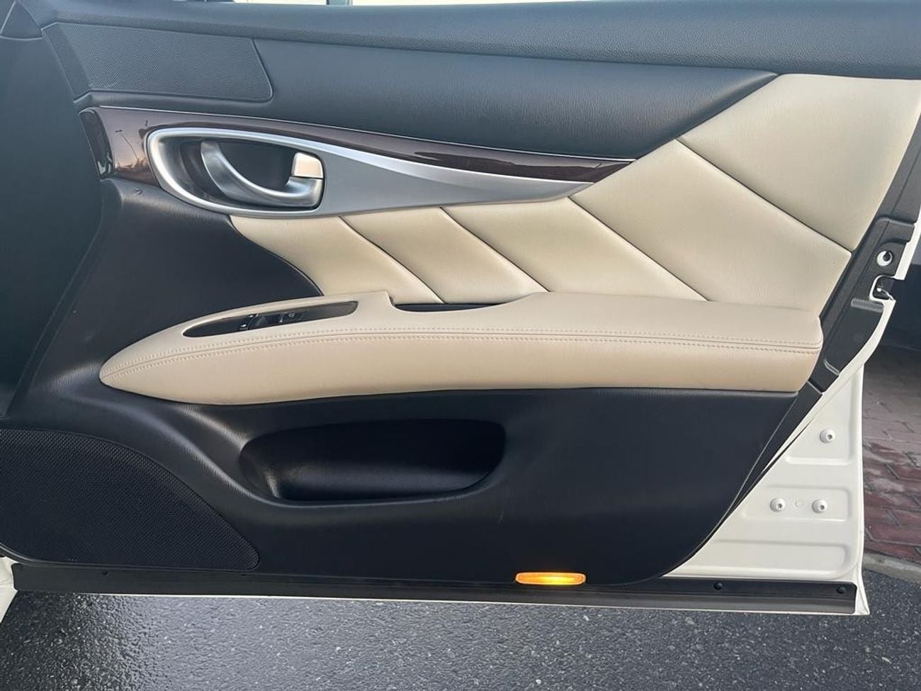 Infiniti QX70 Luxury Infiniti Q70_Gcc_2017_Excellent_Condition _Full option