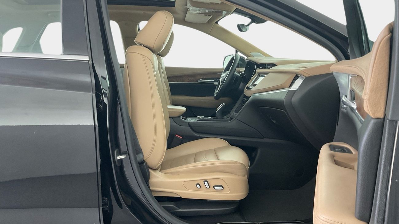 Cadillac XT5 3.6 PREMIUM LUXURY AUTO 4WD CLIMATE CTRL | Guaranteed Warranty | 0 Down Payment