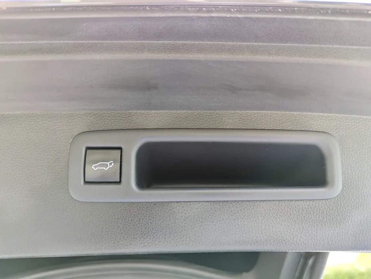 Toyota Highlander VXR Hybrid - GCC Specs - Pristine Condition