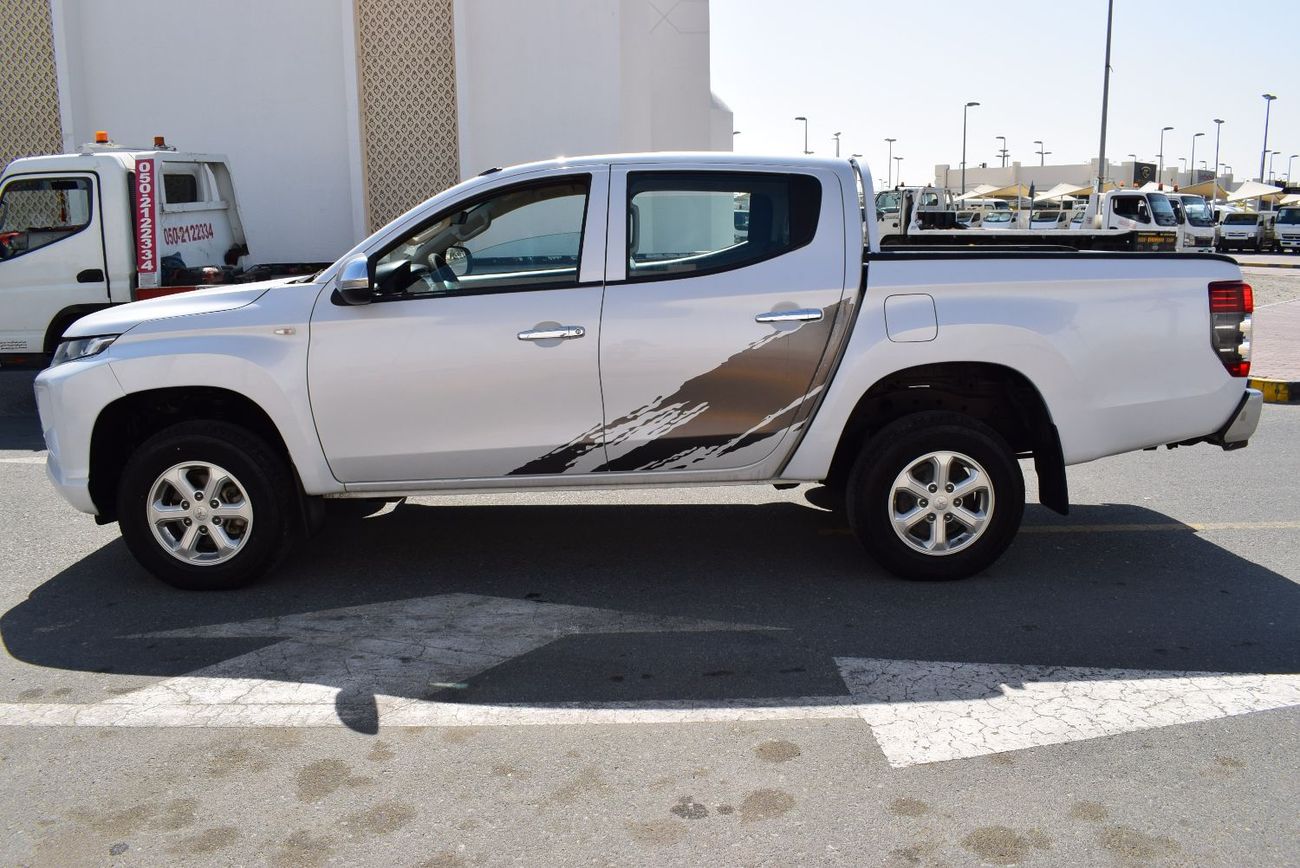 Mitsubishi L200 GLS 2.4L