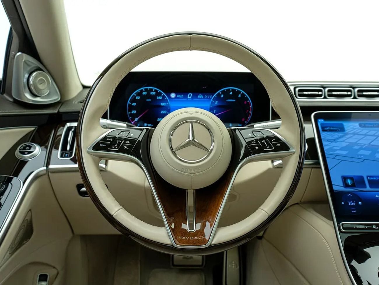 Mercedes Maybach S680 Maybach S680 | Two-Tone | GCC Spec | First-Class Rear Seats