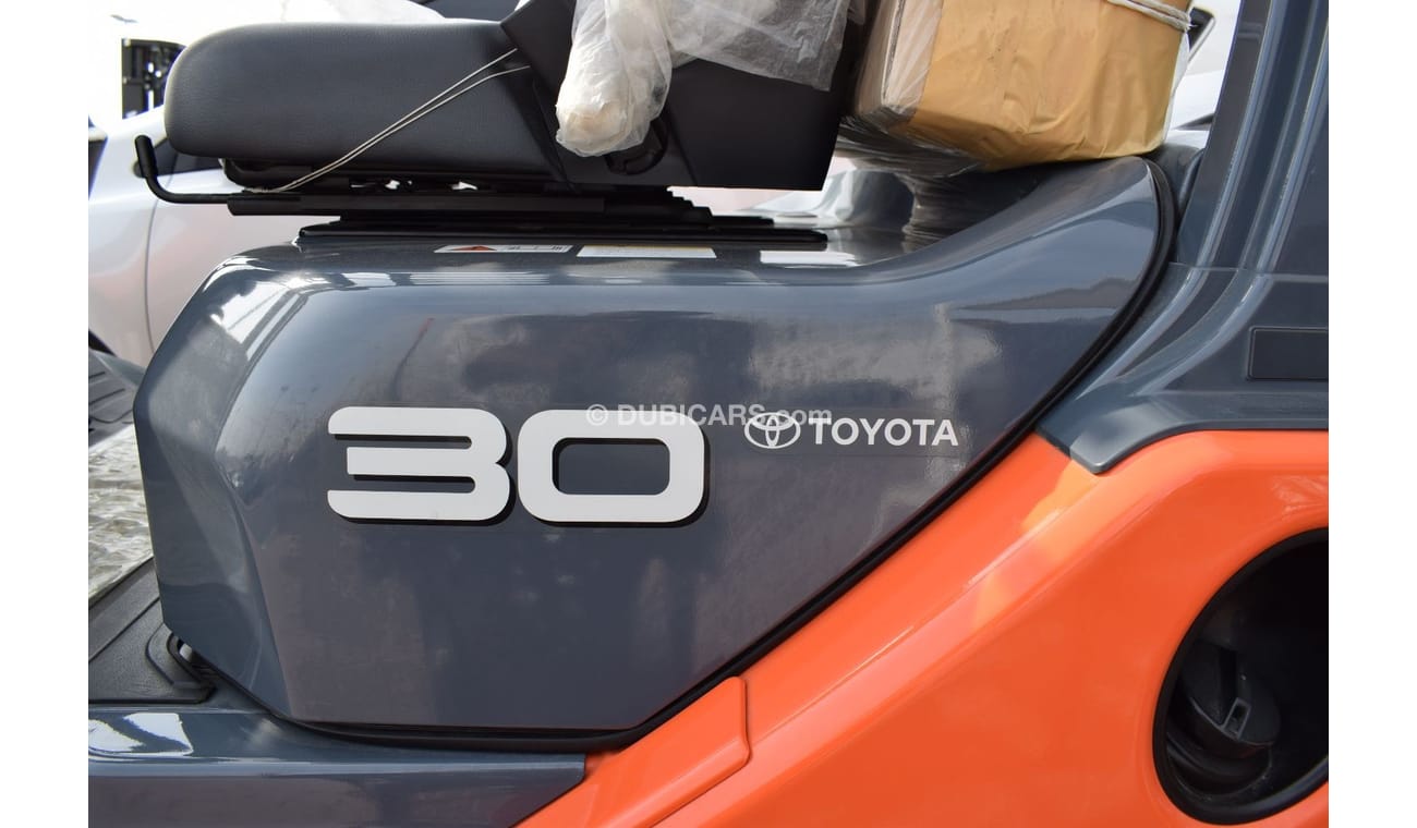 Toyota Fork lift Toyota Forklift 3.0 ton Diesel, model:2022. Brand New
