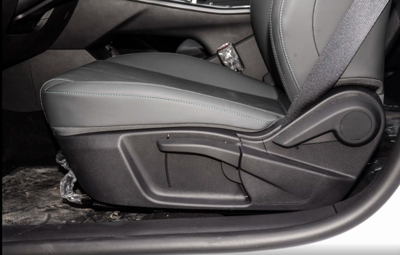 بي واي دي كين بلاس BYD QIN PLUS  DM - i 1.5L Plug-in Hybrid 55km Leading