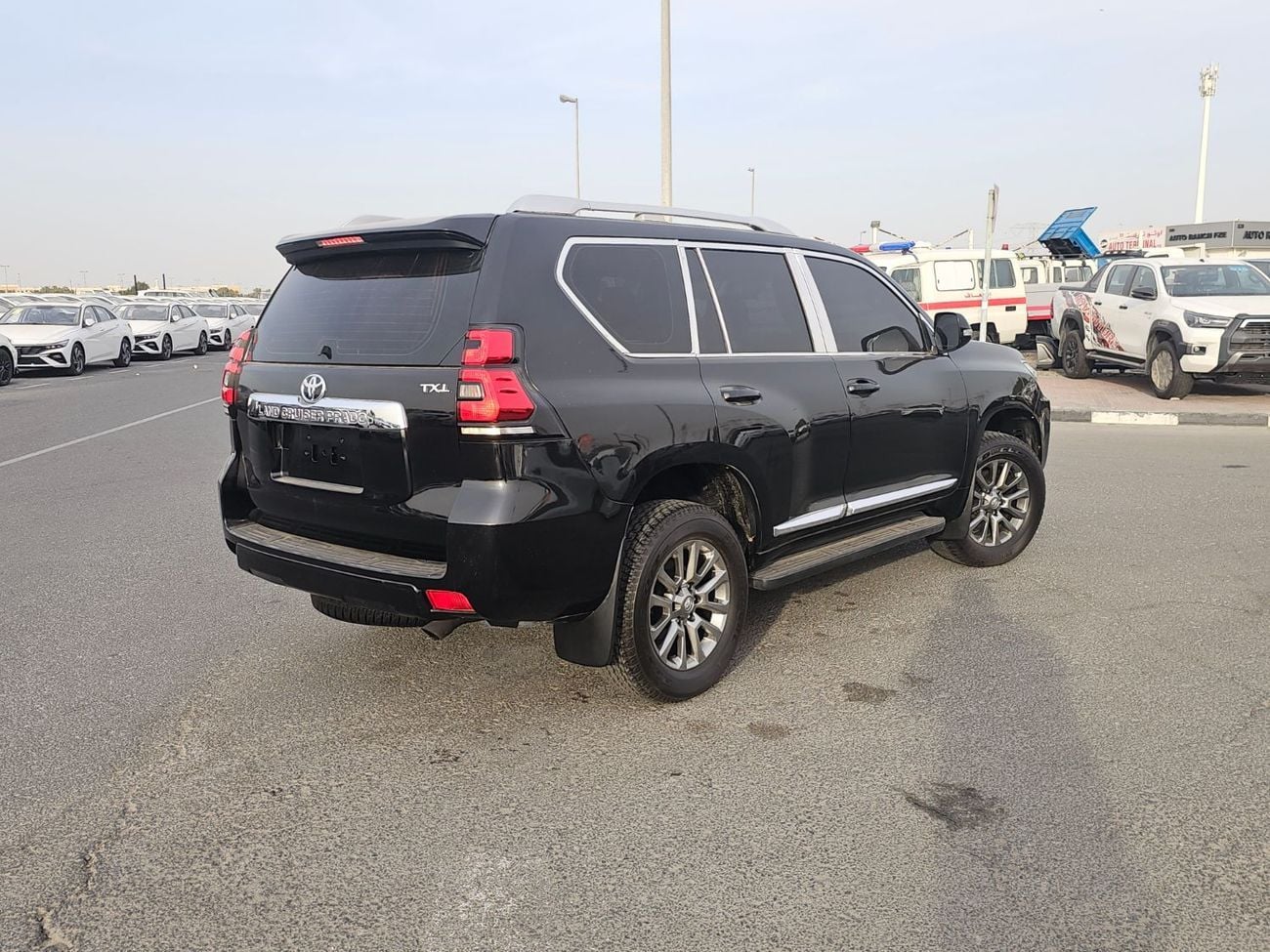 Toyota Prado TX-L Top 2.7L LHD-4WD-Automatic-Petrol-GCC specs-6 Cylinders-7Seats-5 Doors