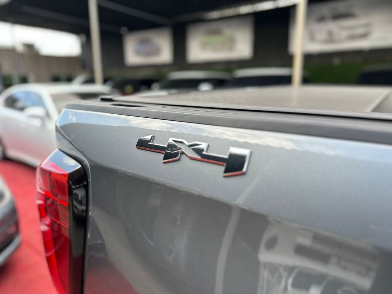 GMC Sierra 2.7T SLE Crew Cab (FWD)