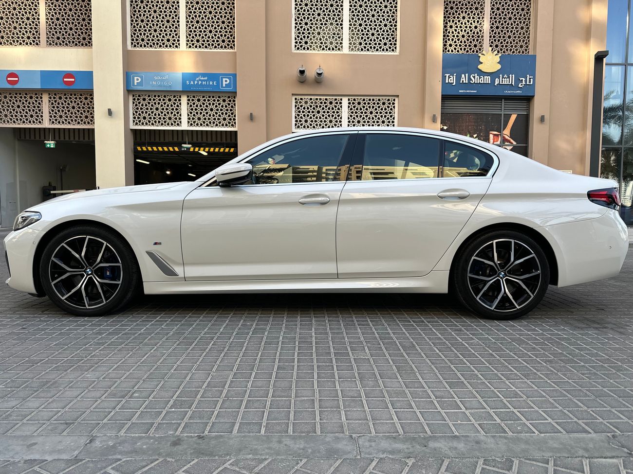 BMW 530i
