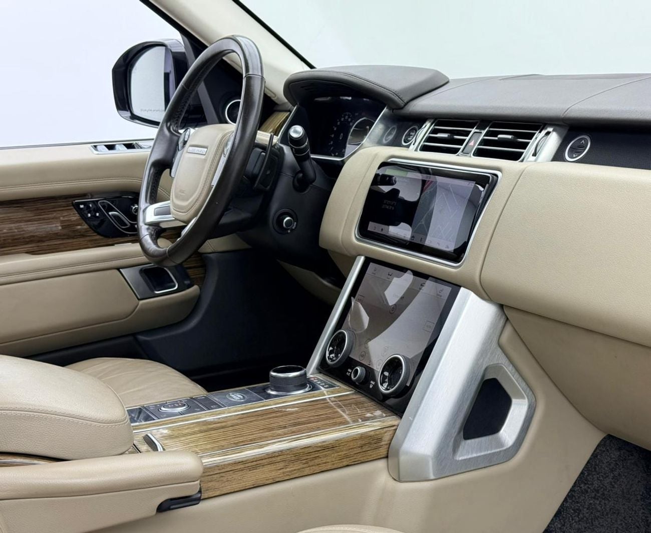 لاند روفر رينج روفر 2019 Range Rover Vogue HSE, Warranty, Full Service History, Excellent Condition, GCC