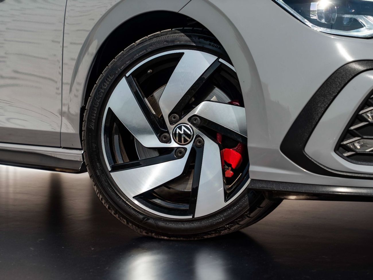 فولكس واجن جولف GTI GTI P2 MID