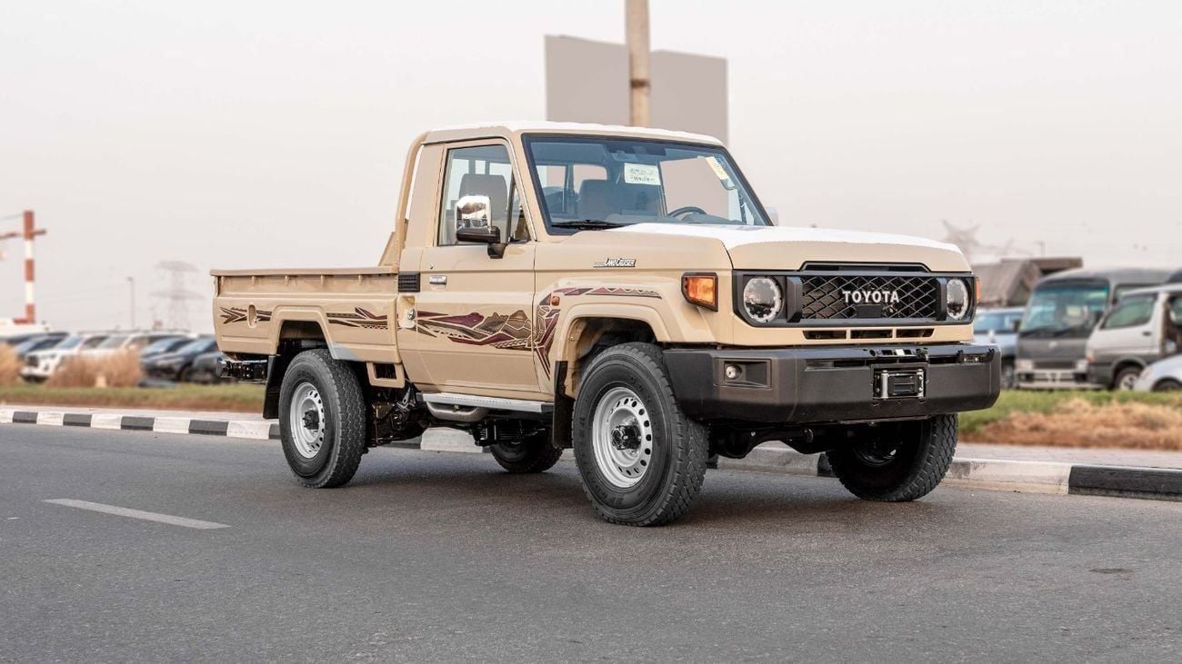 تويوتا لاند كروزر بيك آب 2025 Toyota Land Cruiser LC 79 SC 2.8L AT Diesel