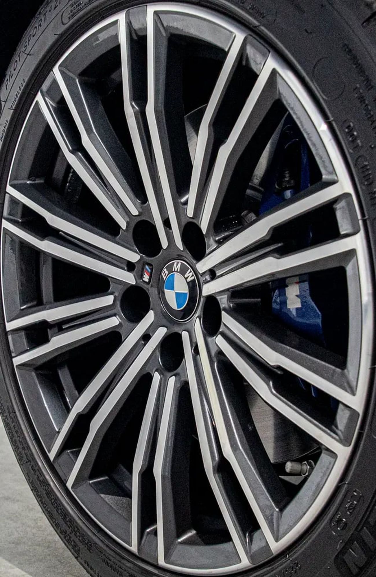 BMW 330i M Sport 2.0L (255 HP)