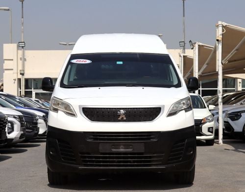بيجو إكسبرت COMBI L3 خالية من الحوادث - خليجية - ديزل 2000 سي سي - حالة ممتازة من الداخل والخارج