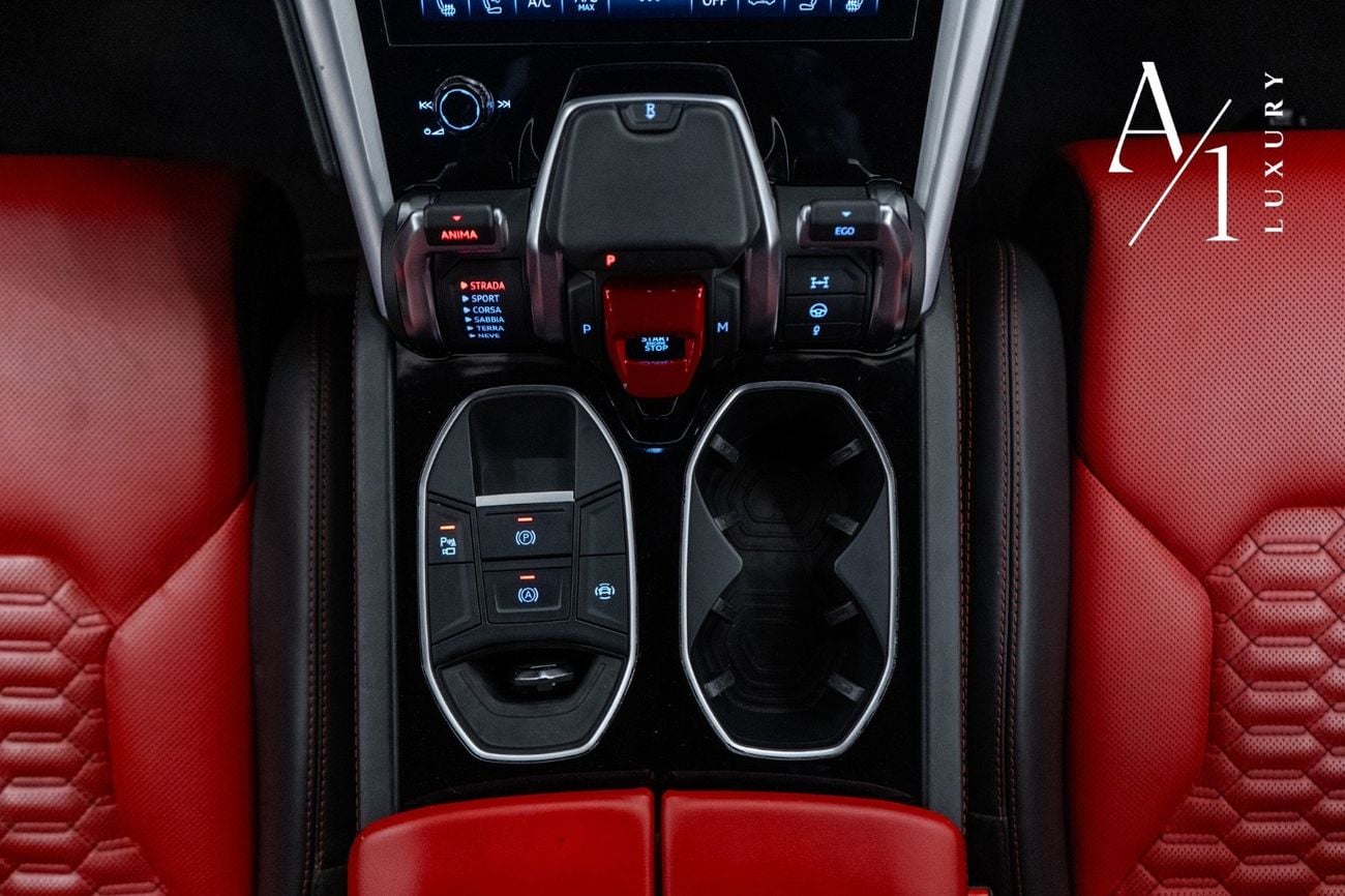 Lamborghini Urus STD 4.0T V8 2019 Lamborghini Urus, Excellent Condition, Fully Loaded, GCC Spec