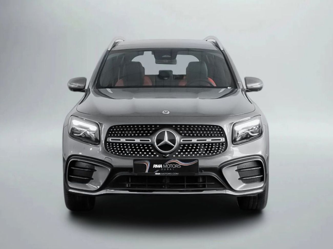 مرسيدس بنز GLB 250 Premium 2.0L (5 Seater)