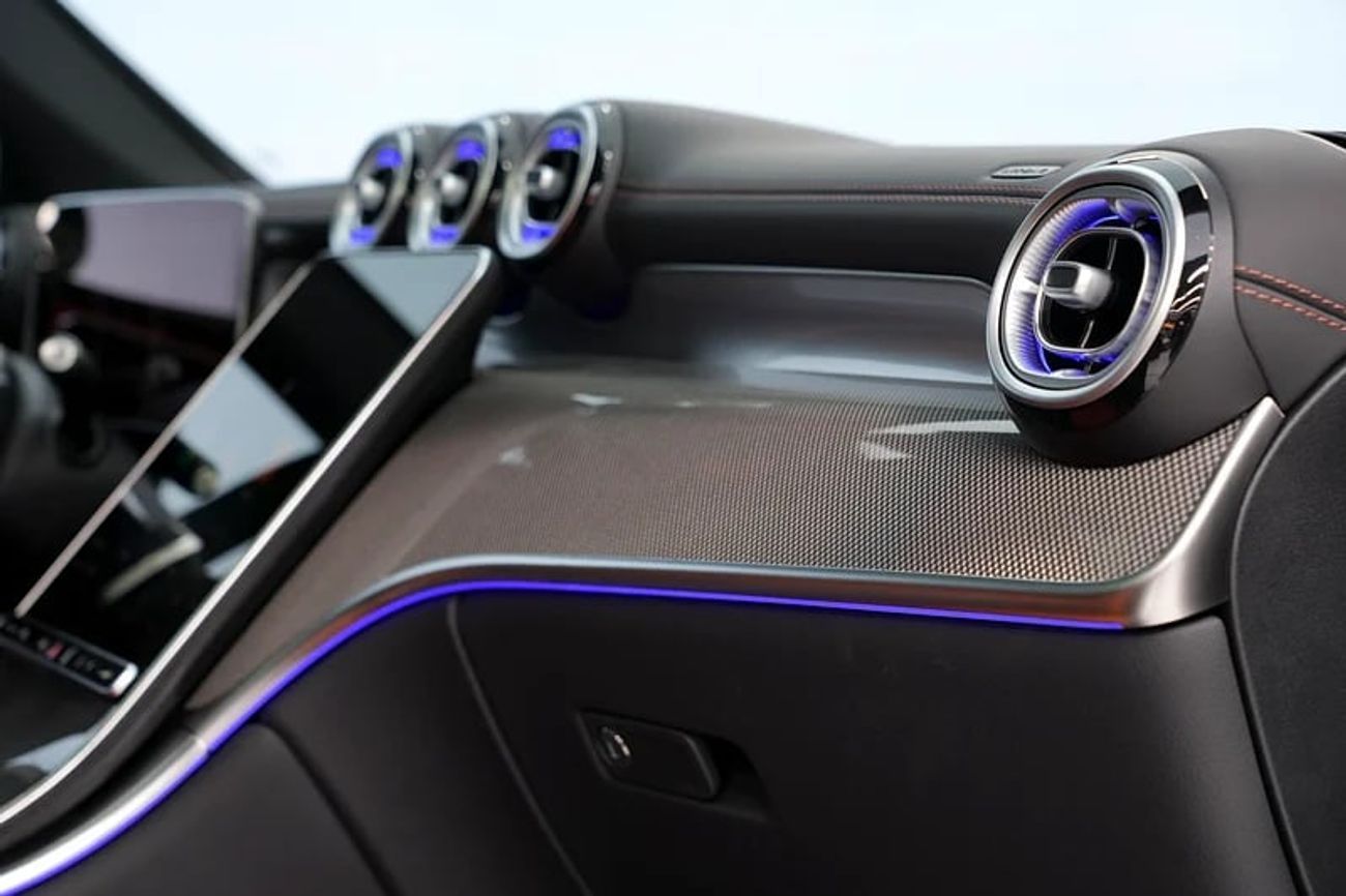 مرسيدس بنز GLC كوبيه 200 Arrival | GLC 200 Coupe | GCC km | Agency Warranty | AMG Package