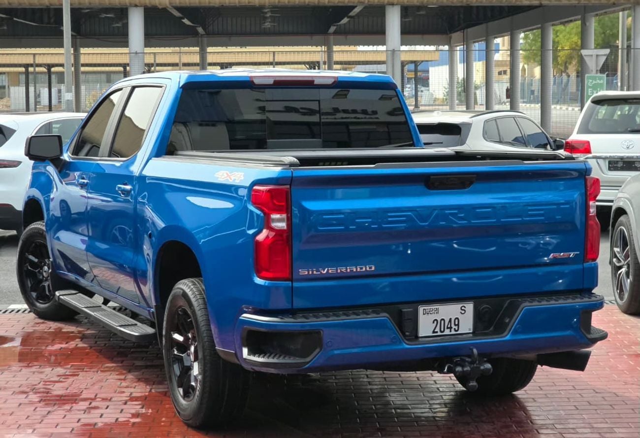 شيفروليه سيلفارادو 1500 RST 5.3 V8 LT