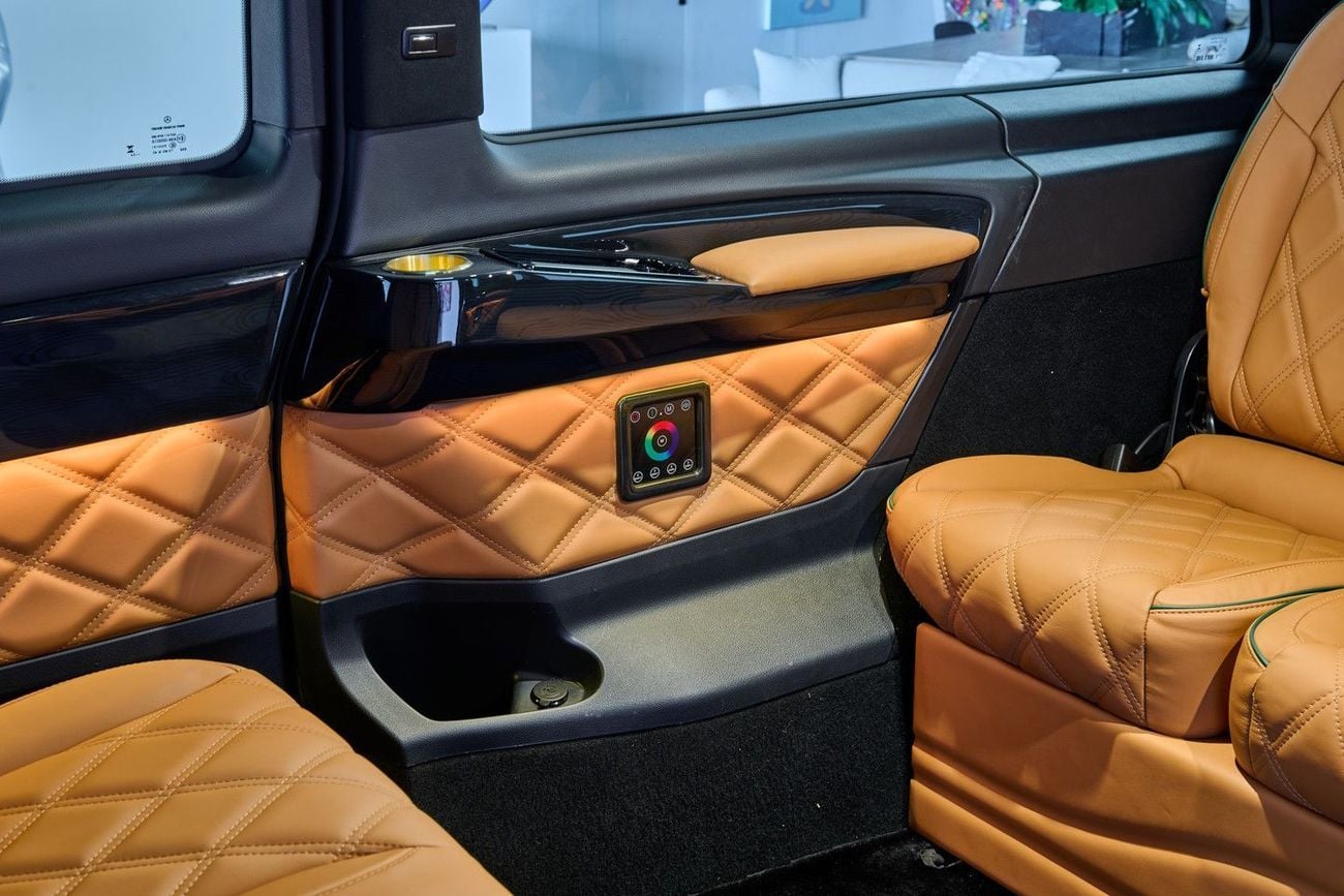 مرسيدس بنز V 300 2026 “L’ENTOURAGE” - Handcrafted by ROYAL CUSTOMS in Dubai (5 Year Warranty)