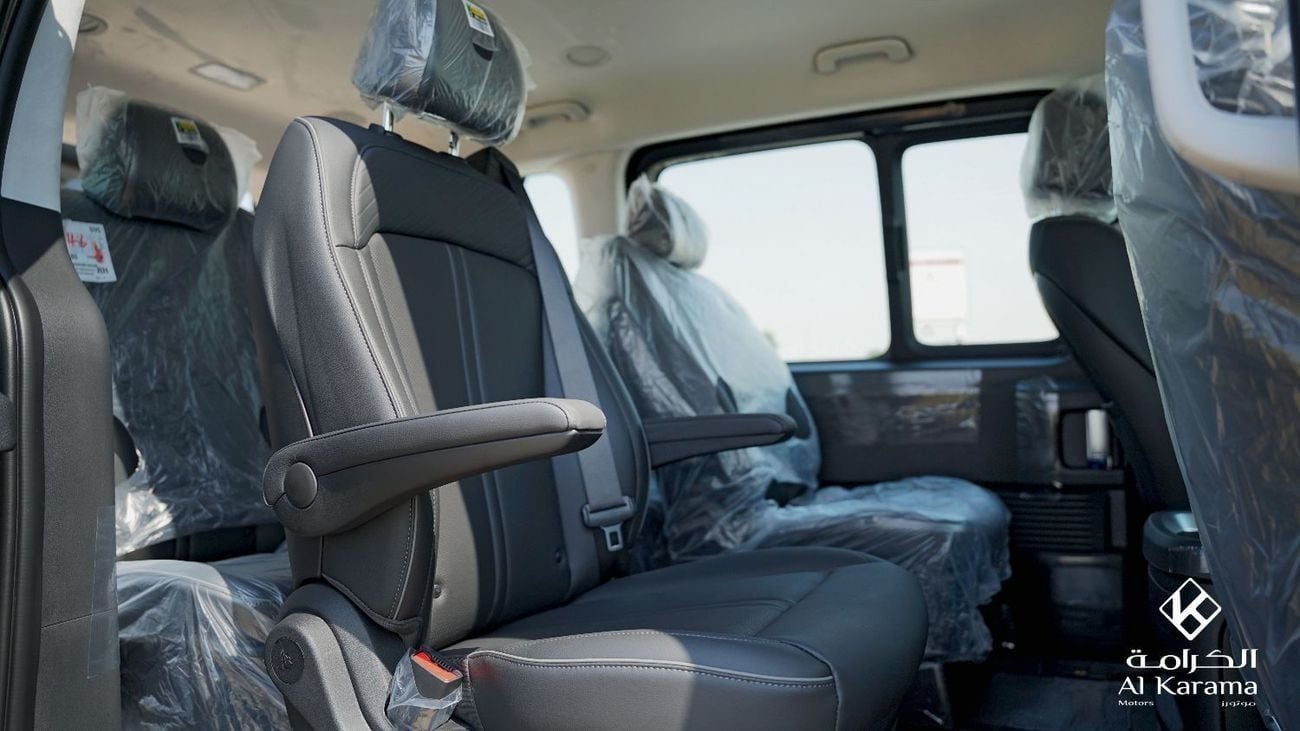 هيونداي ستاريا سيارة تنفيذية سعة 3.5 لتر، 9 مقاعد، مقاعد دوارة 360 درجة، زر تشغيل، مثبت سرعة، تشغيل المحرك عن بعد