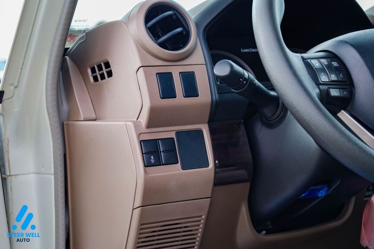 تويوتا لاند كروزر بيك آب Double-Cab LC 79 | 2.8L Turbo DSL | GCC Specs | 4WD MT | Heavy Duty Workhorse | Export Ready