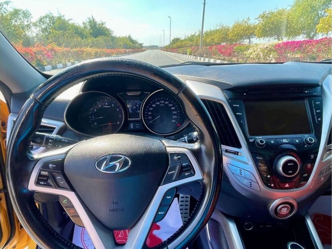 Hyundai Veloster Sport 1.6L