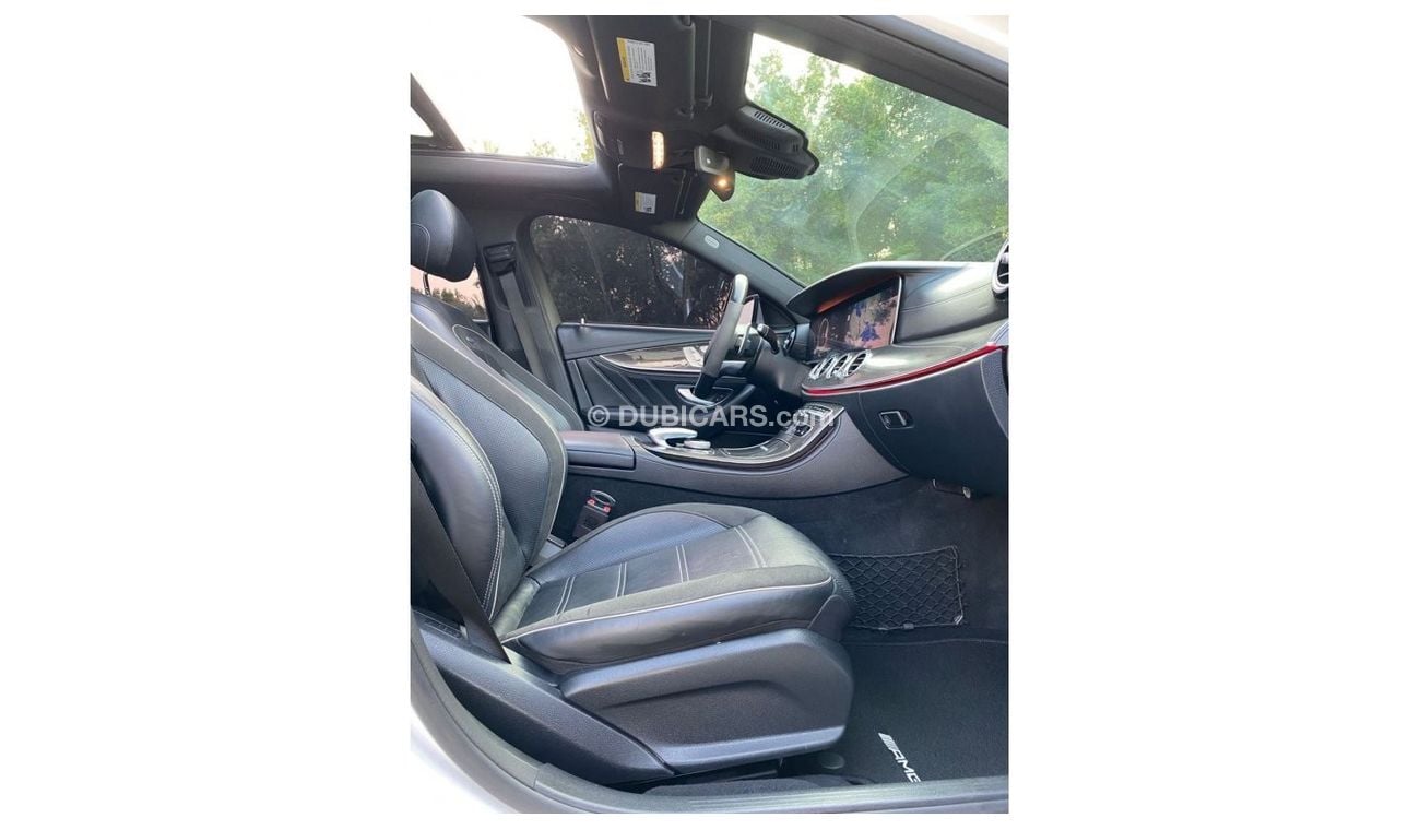 Mercedes-Benz E 36 AMG MERCEDES BENZ AMG E63 2018 FULL OPTION FULL CARBON FIBER