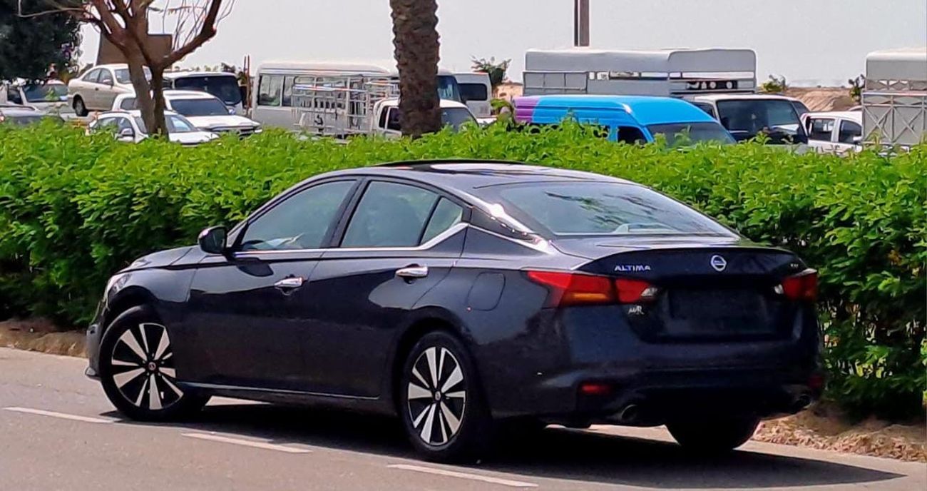 نيسان ألتيما SV 2.5L 2020 2.5L SV GCC (890/-MONTHLY)