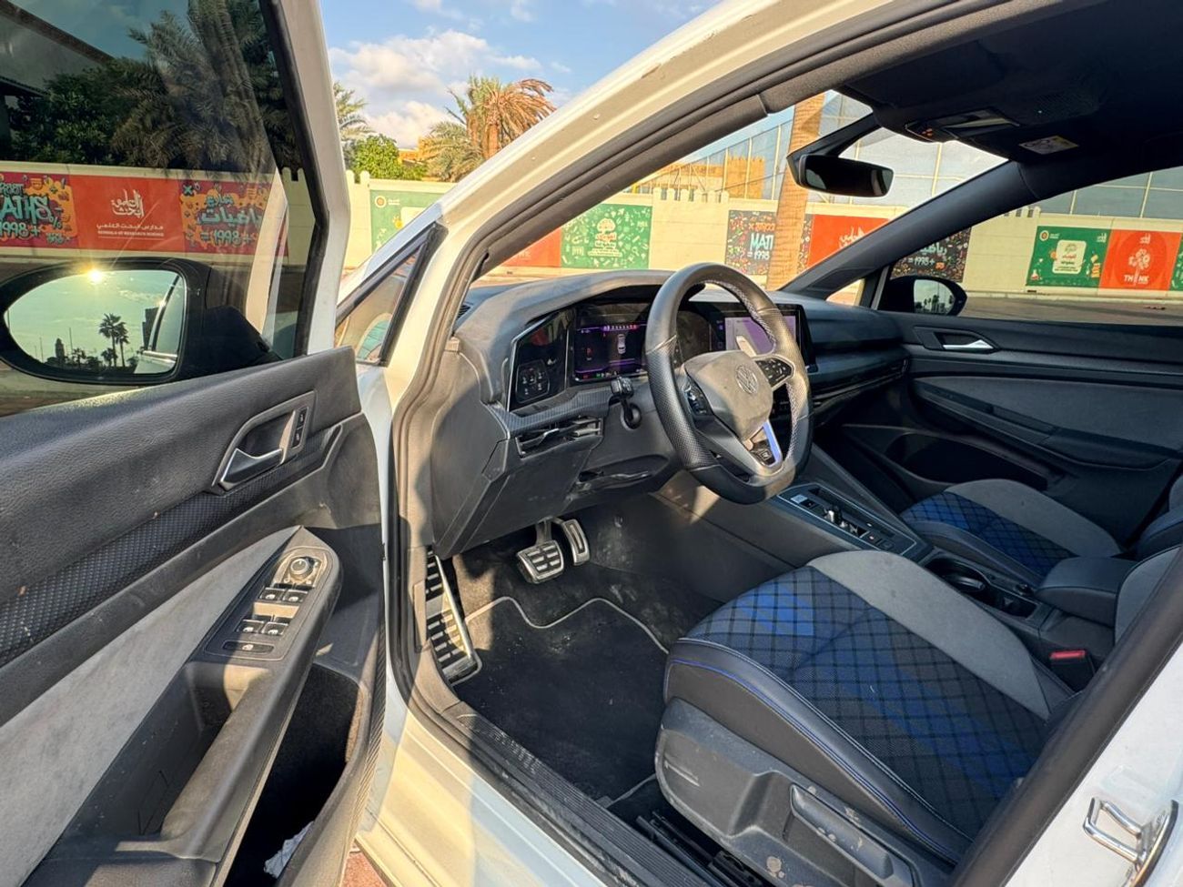 Volkswagen Golf R Base 2.0T 2022 VW Golf R – Turbo, AWD, Sporty Performance