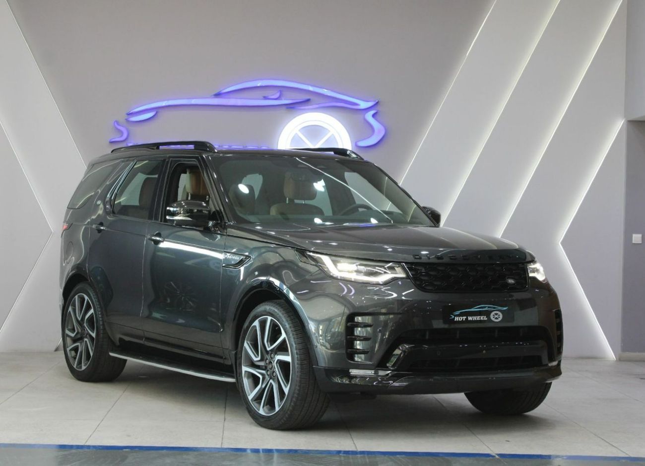 لاند روفر دسكفري P360 - DYNAMIC HSE | GCC Specs