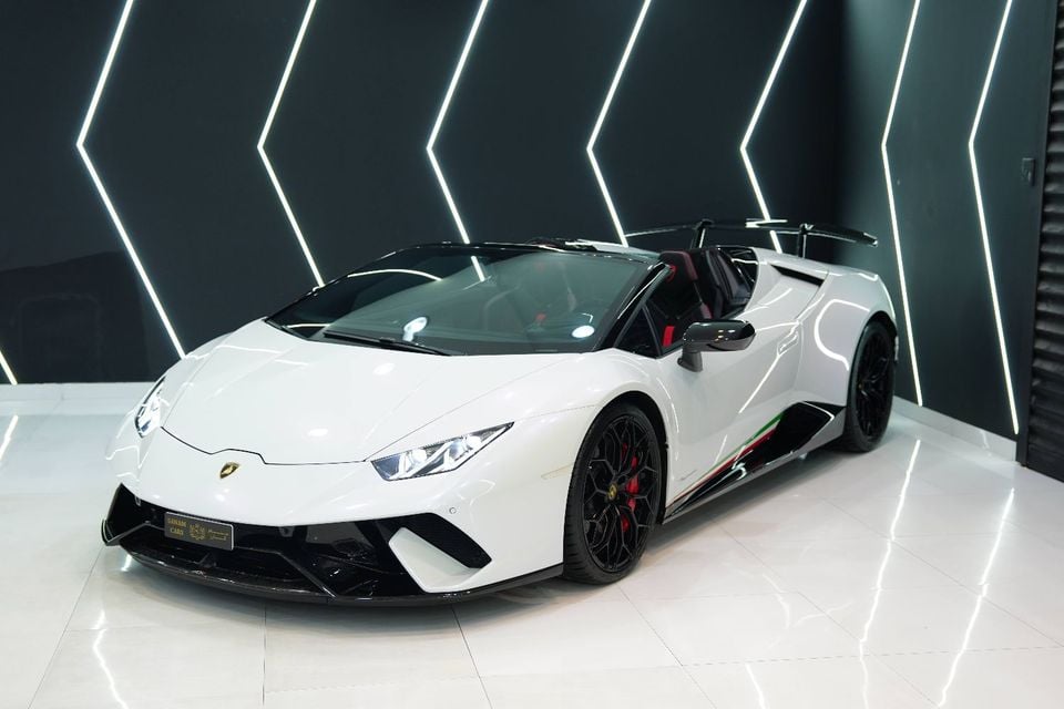 Lamborghini Huracan Performante Spyder, ALA Aerodynamics, Lift System, Forged Composites, GCC Spec!! 2018