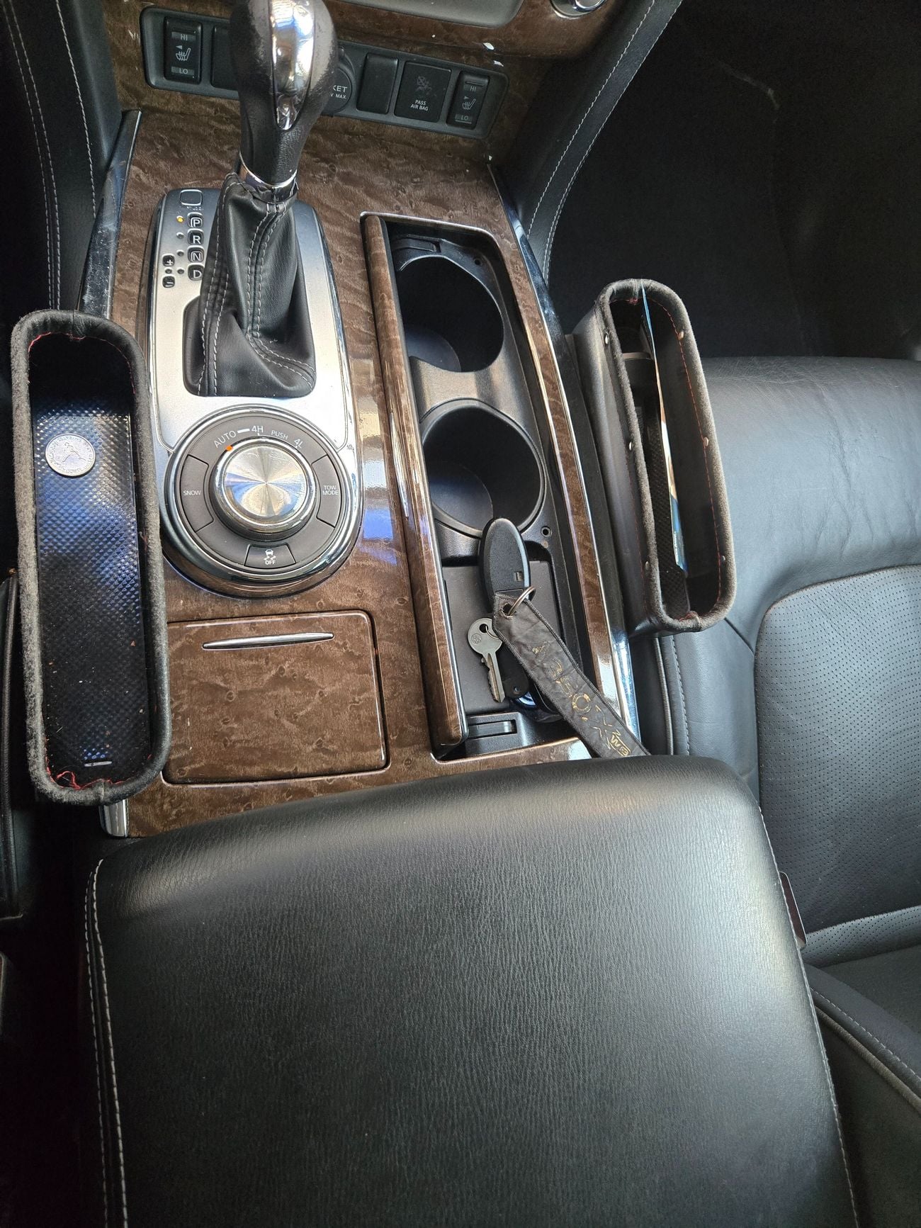 إنفينيتي QX80 لاكجوري LUXURY