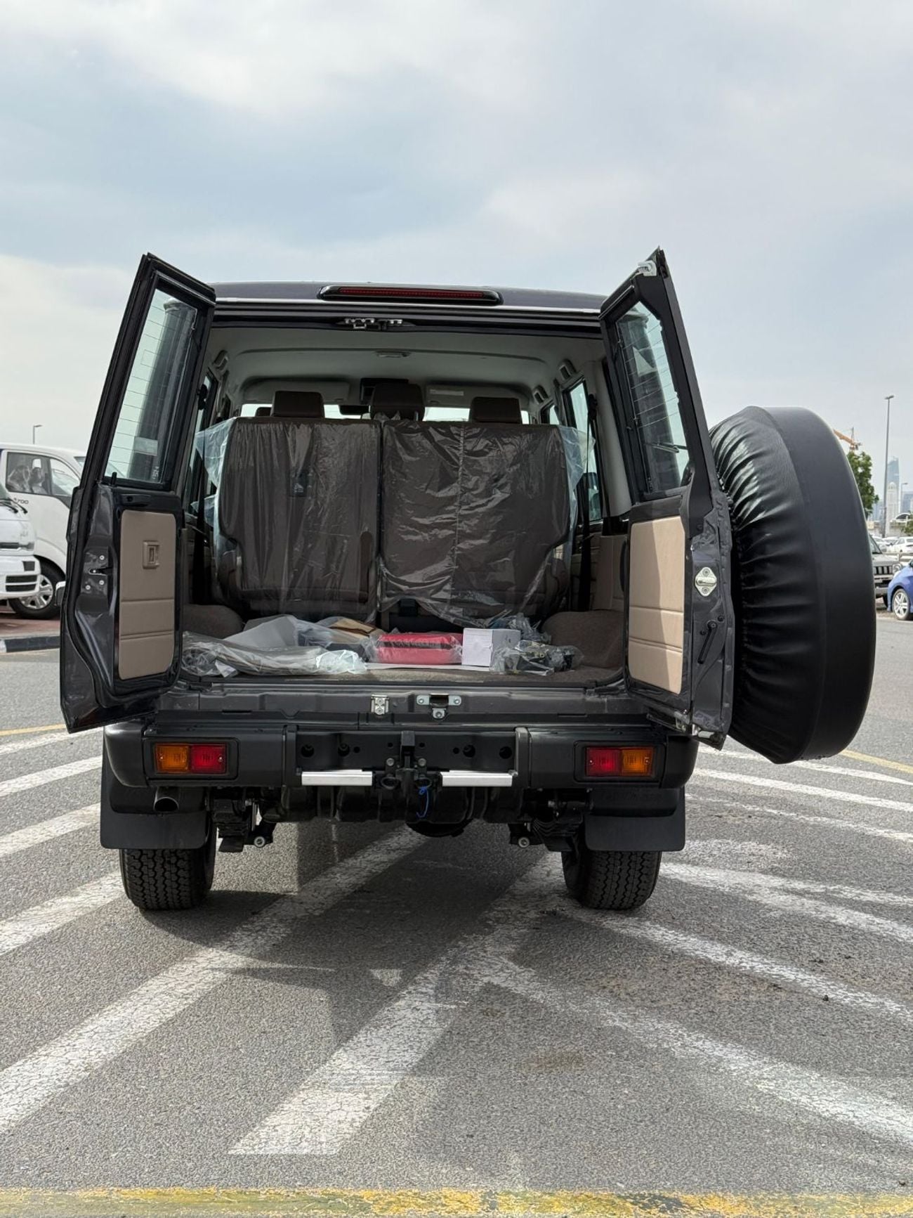 Toyota Land Cruiser 70