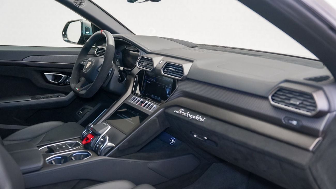 لامبورغيني اوروس UAE's Very Best Example | AED 17,078 Per Month