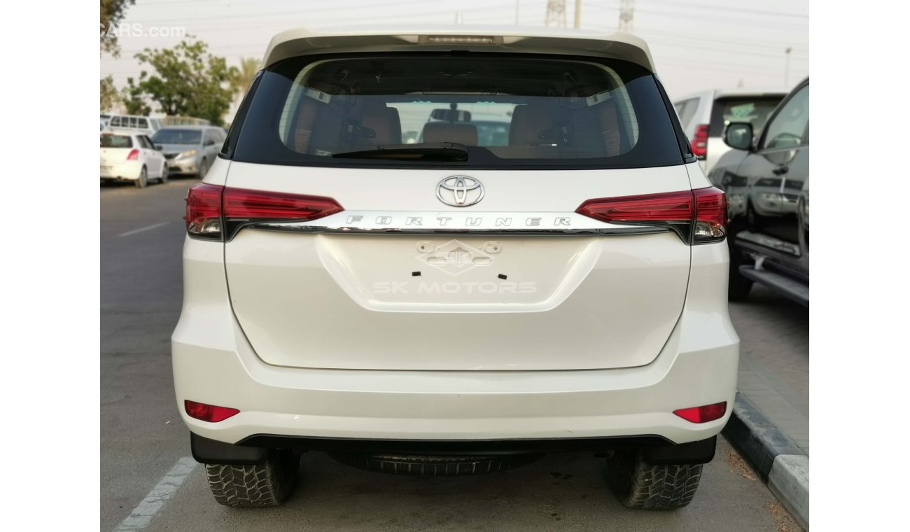 Toyota Fortuner 2.7L, 17" Tyre, DRL LED Headlights, Fabric Seats, 4WD Control Switch, Drive Mode Select (LOT # 866)