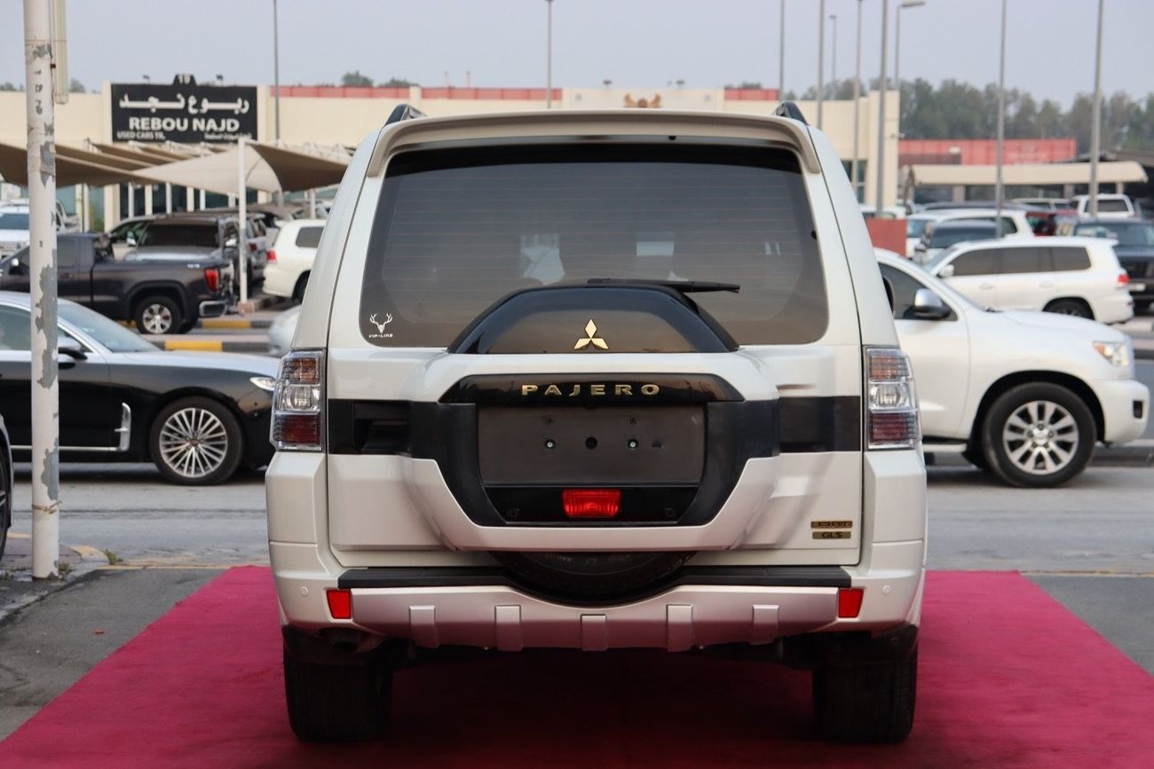 Mitsubishi Pajero GLS Highline Mitsubishi Pajero GLS 3.8L / GCC / 2020 / Free Accident