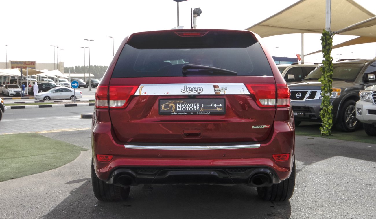 Jeep Grand Cherokee SRT8