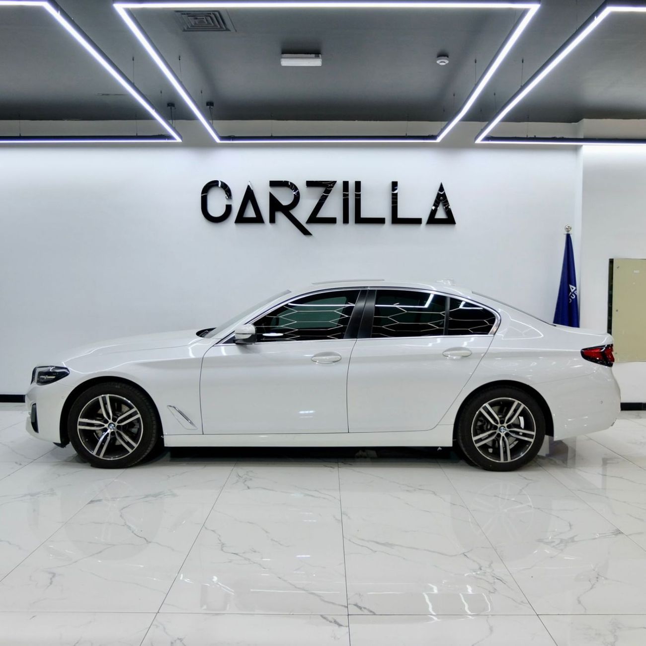 BMW 520i BMW 520i 2021 – White | Under Warranty & Service Contract | GCC Specs