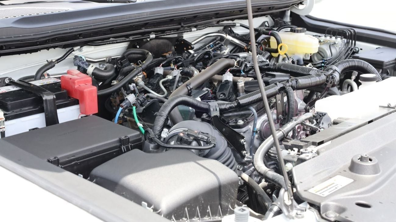 تويوتا برادو GXL 2.4T