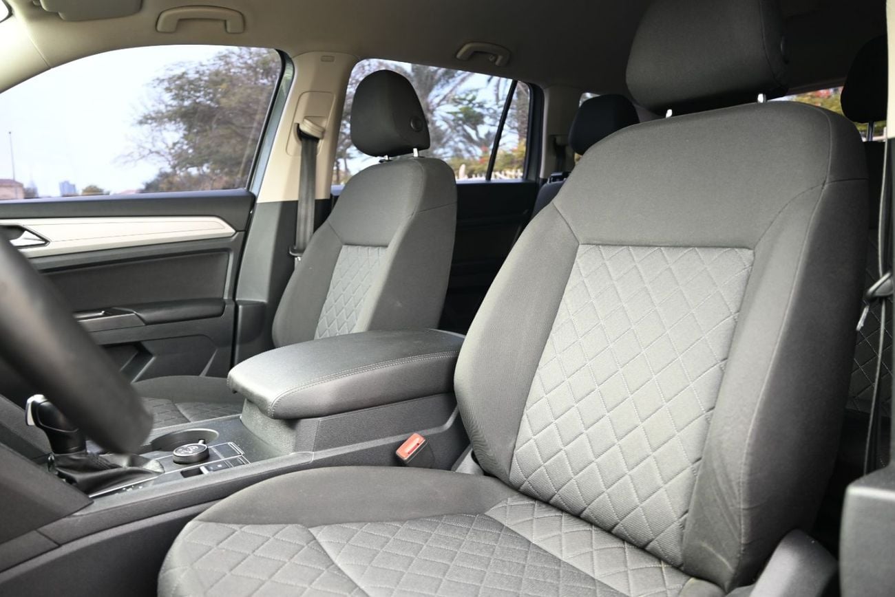 Volkswagen Teramont S Trendline 3.6L - 0% DP - GCC SPECS - VOLKSWAGEN TERAMONT 4WD - FIRST OWNER