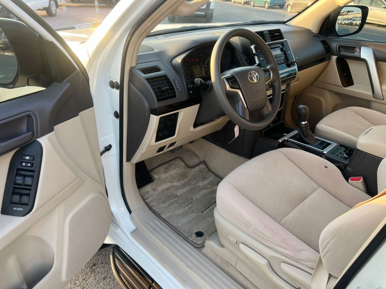 Toyota Prado 2021  Toyota Prado TX 2.7L V4.- AWD 4x4 - Accident Free - 7 Seater -